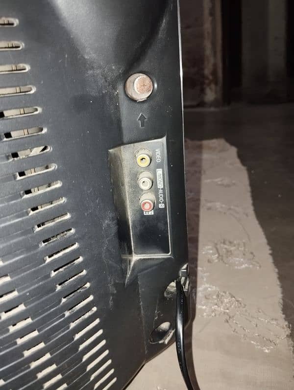 Used LG LED TV for Sale – Great Condition 4