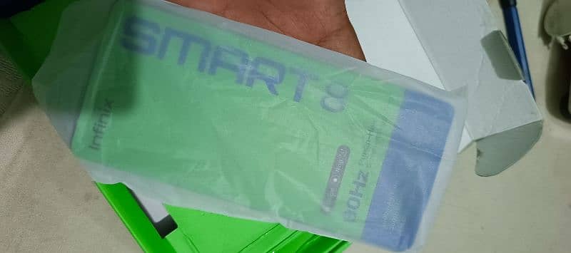 Infinix smart 8 for sale in lush Condition 4