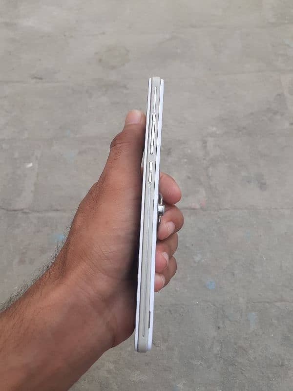 vivo Y51A 4/64 no box exchange possible 3