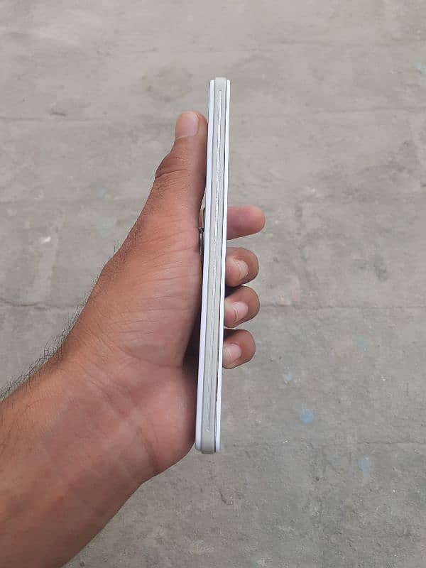 vivo Y51A 4/64 no box exchange possible 4