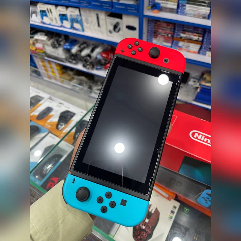 Nintendo Switch OLED Slightly USED 3
