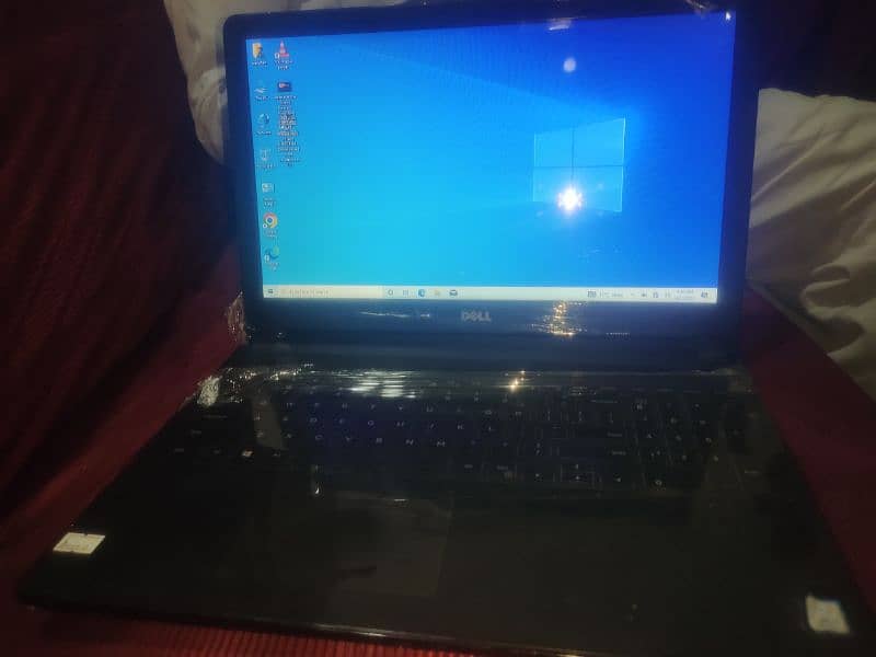 Dell core-i3 7 genriton 0