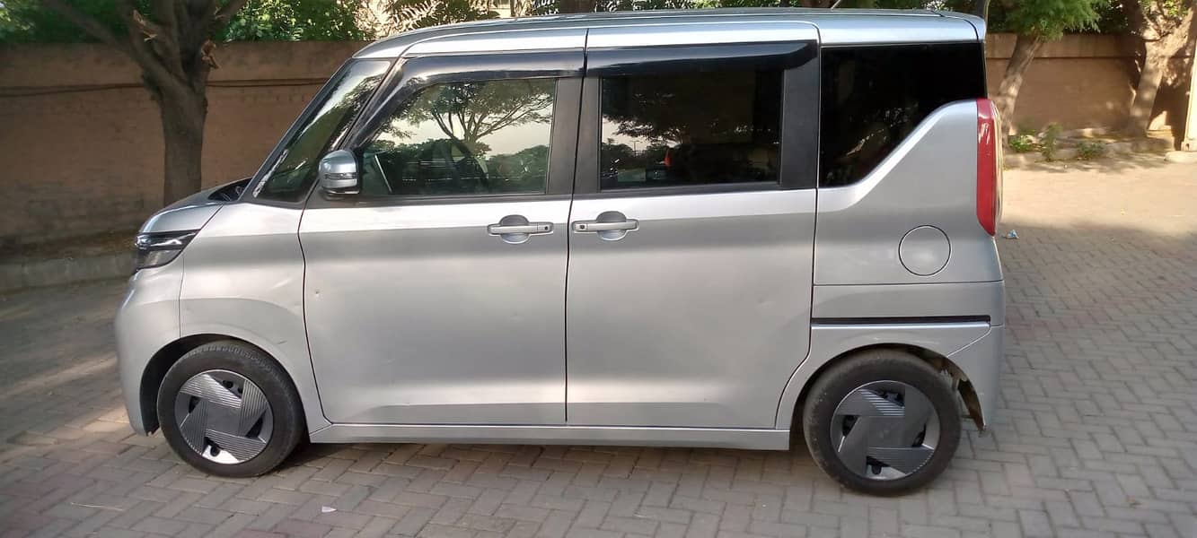 Nissan Roox 2023 S-hybrid 2025 fresh import 2
