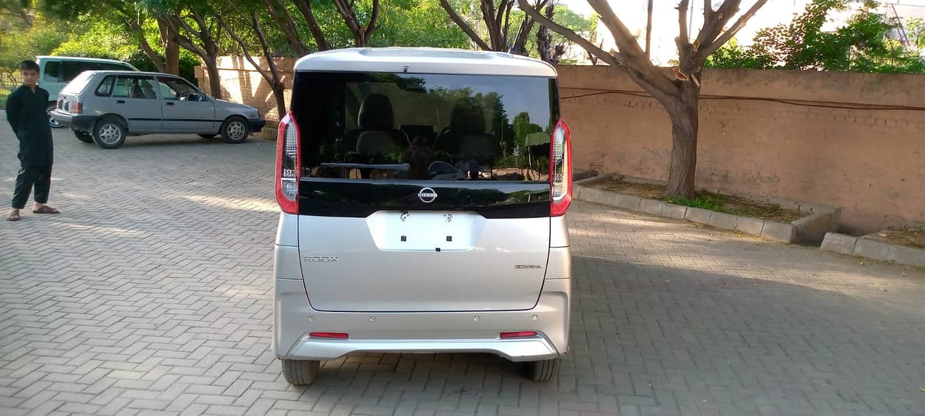 Nissan Roox 2023 S-hybrid 2025 fresh import 3