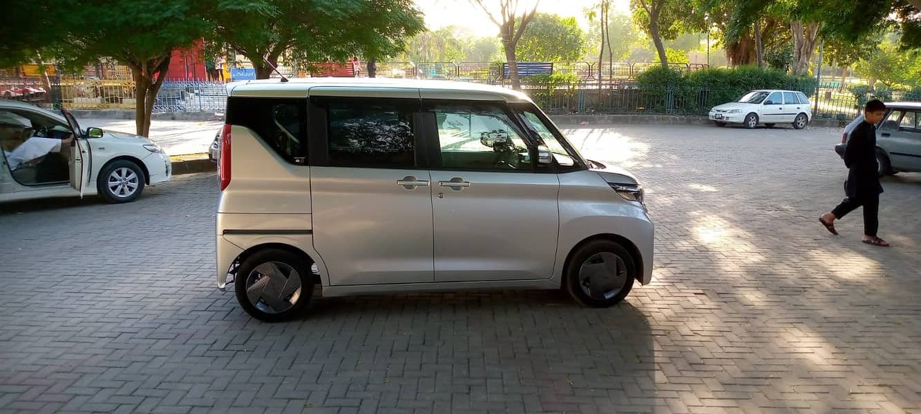 Nissan Roox 2023 S-hybrid 2025 fresh import 7