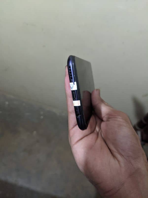one plus 5T 10/10 condition 2