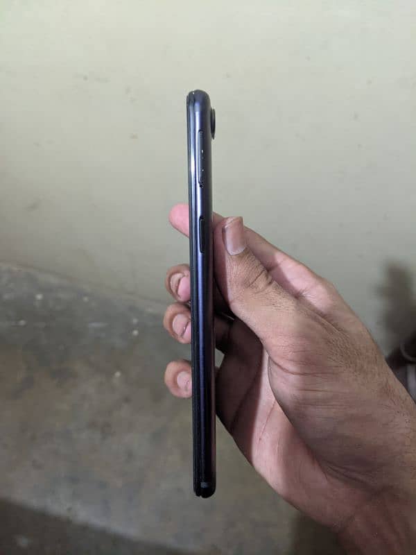 one plus 5T 10/10 condition 3