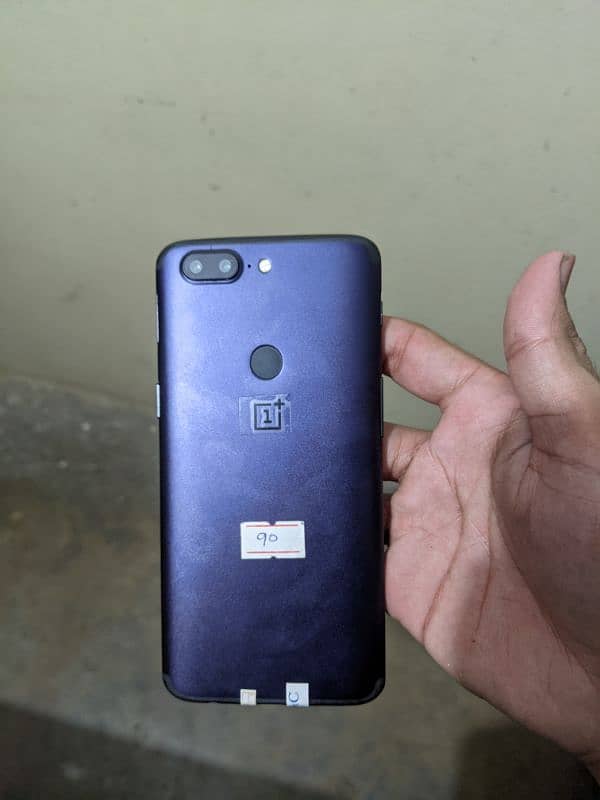 one plus 5T 10/10 condition 5