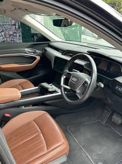 Audi E-Tron 2020
