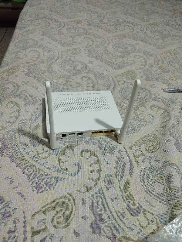 IMPORTED FIBER ROUTER WIFI 3