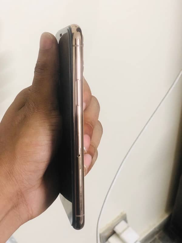 iphone 11pro non PTA 1