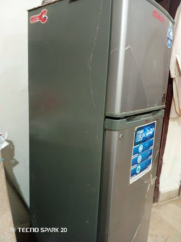 Dawalance 8 Cubic Ft Fridge 1