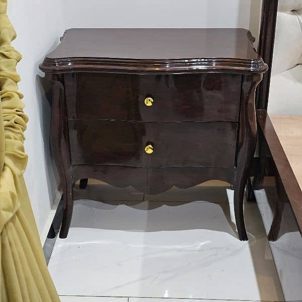 Premium Sheesham King Size Bed for Sale 6