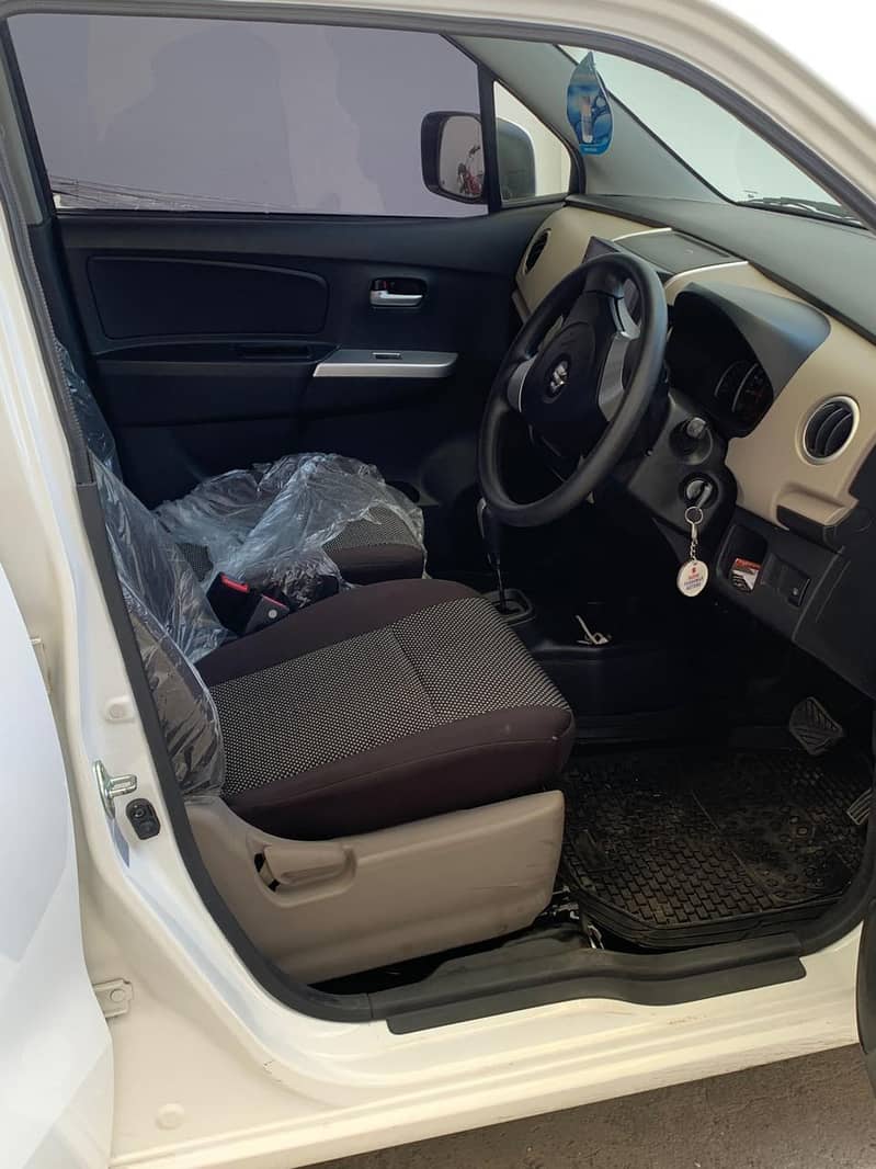 Suzuki Wagon R  2022 4