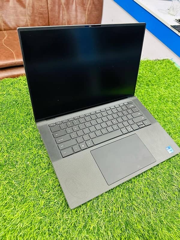 DELL XPS 9510 (CORE I7 11th GENERATION) 32/1tb (RTX 3050ti) 14