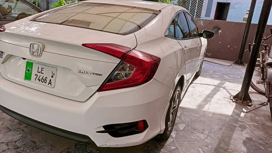 Civic 9