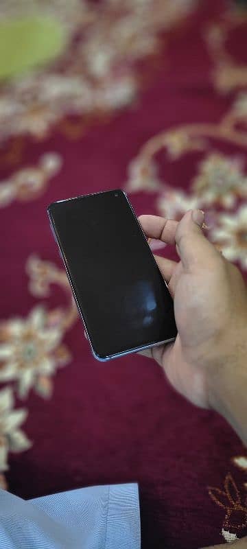 Samsung Galaxy s10E approve 10/10 2
