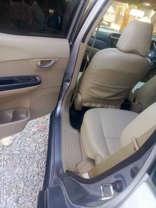 Honda BR-V 2017 14