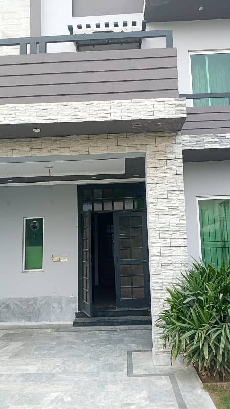 1 Kanal Double Story House With Gas Is For Sale In Awt Phase 2 Block C 0