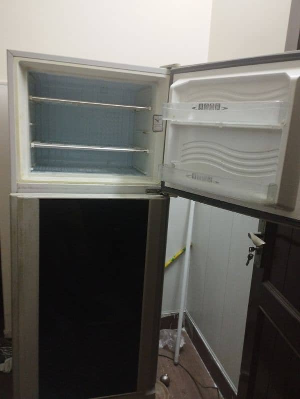 Dawlance Reflection Refrigerator 9170WBR 1