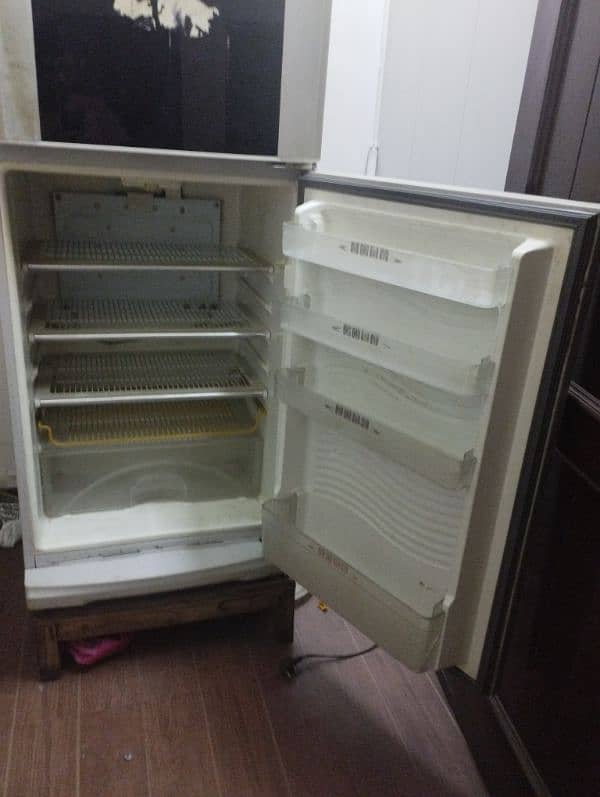 Dawlance Reflection Refrigerator 9170WBR 2
