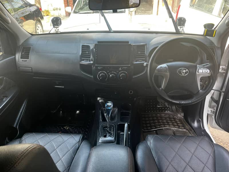 Toyota Hilux 2016 11