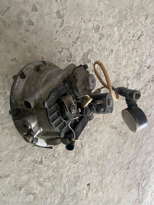 Cng Gasket Clinder 55 Kg Fiber with Stand 3