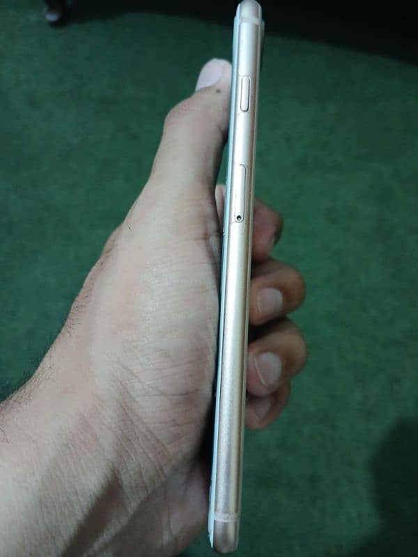 iPhone 8 plus PTA approved 2