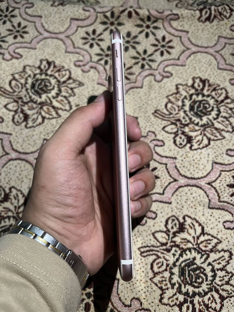 Iphone 7 plus PTA Approved 128gb 2
