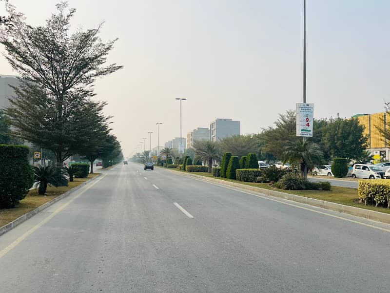 5 Marla Corner Commercial Plot For Sale In Bahria Orchard Main Boulevard Phase 4, Prime Location, Ideal For Business Investment, Low Cost, 0