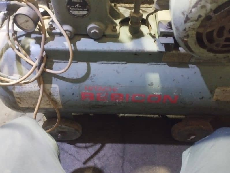 Pressure compressor 3