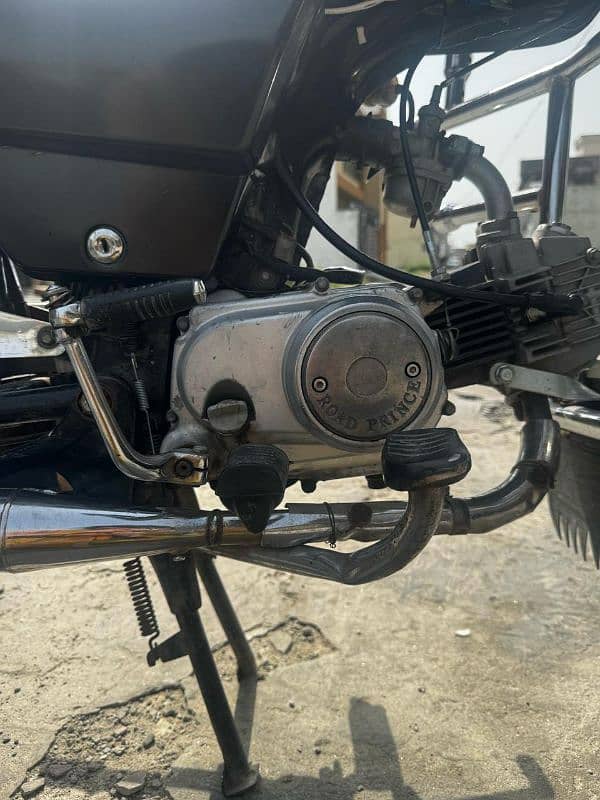 Selling 70cc bike 6