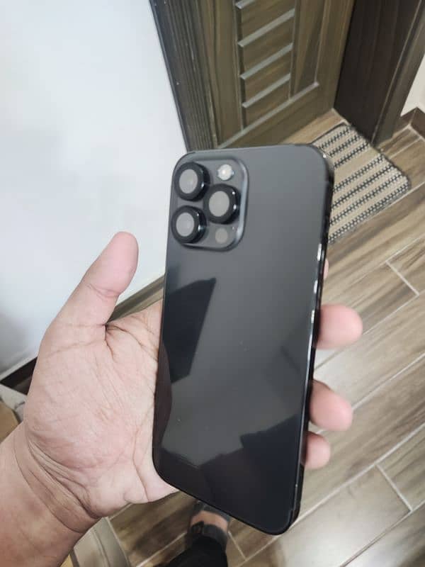 iphone 14 pro max JV 4