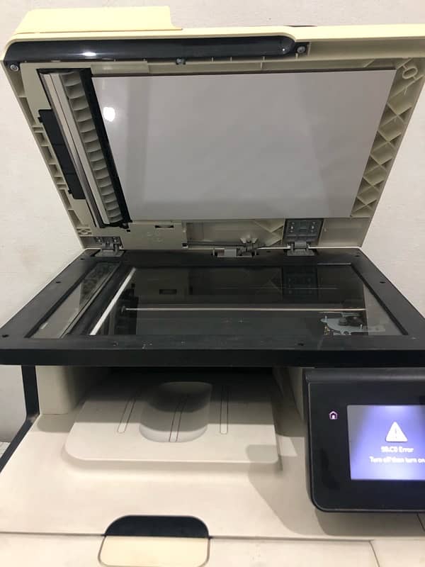 Laser Jet Pro 400 color MFP m475dn 1