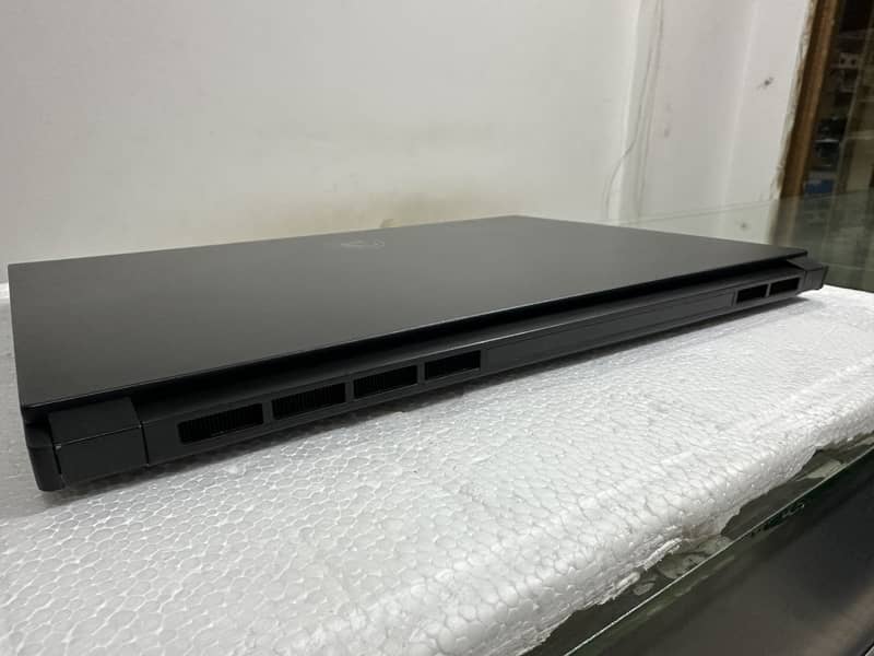 MSI Gaming Beast Laptop (Workstation) 5