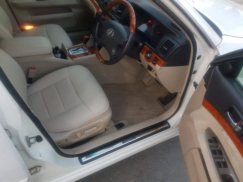 Toyota Mark II Regalia 2002 16