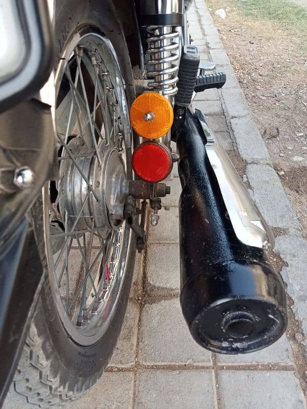 125 Honda Karachi No 3