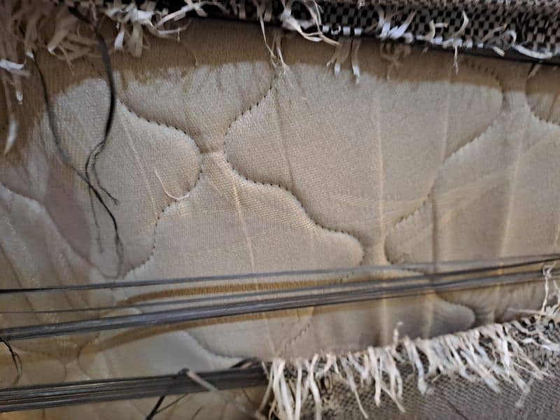 2 spring mattress damage in shifting 0