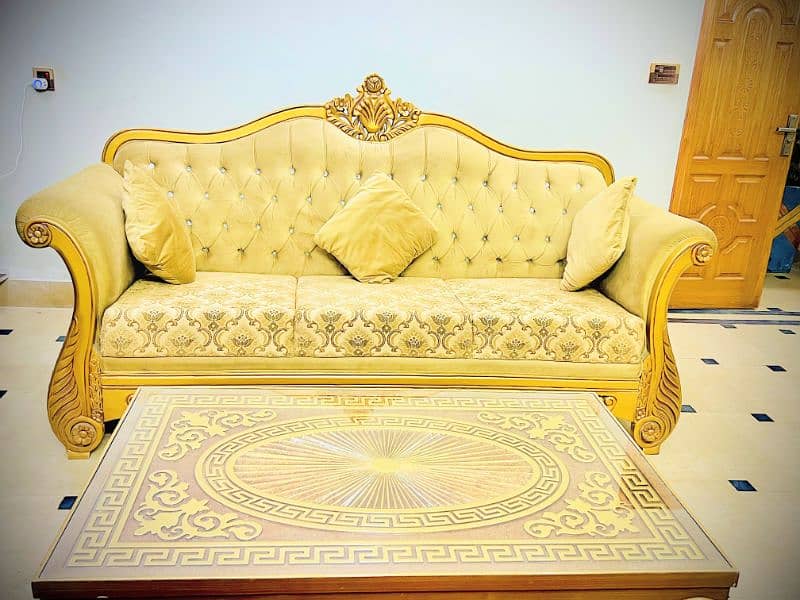 6 Seater Sofa Set with Center Table For Sale 4