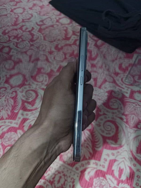 Vivo Y 200 8 + 256 4