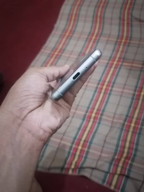 Sony Experia 5 Mark iii (Non PTA) 2