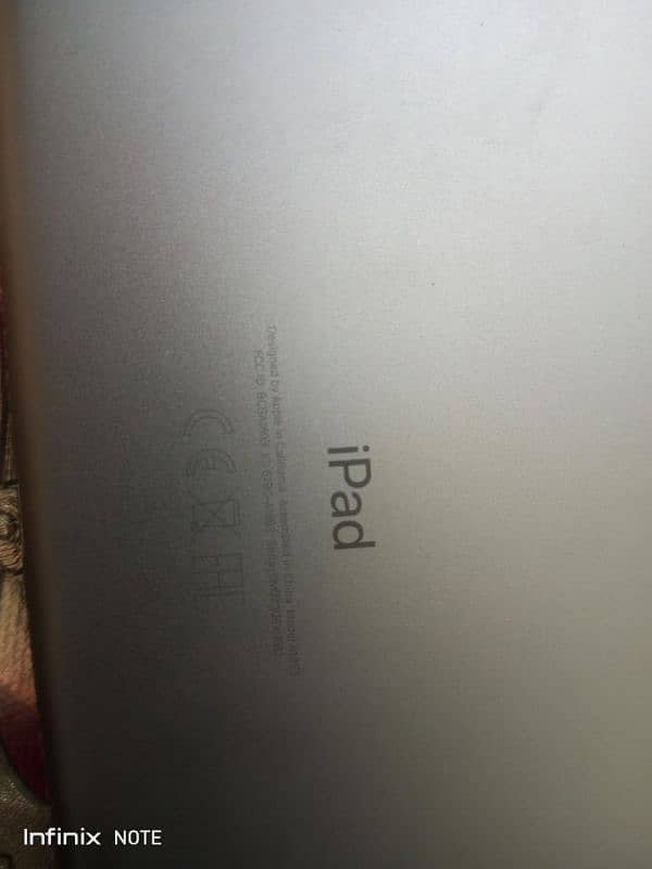 iPad 6th Generation 32GB WiFi | Excellent Condition | 12