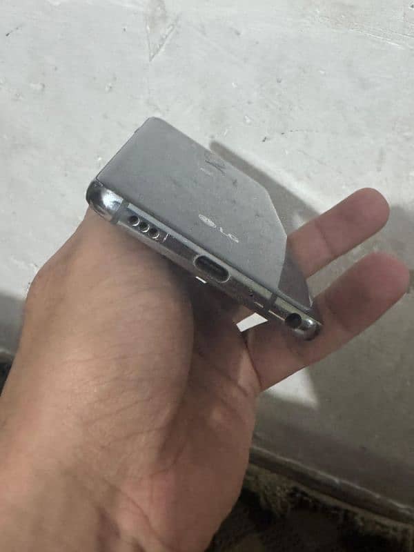 Lg g7 think pta approved 4gb / 64 gb free cover+ charger type c . . 6
