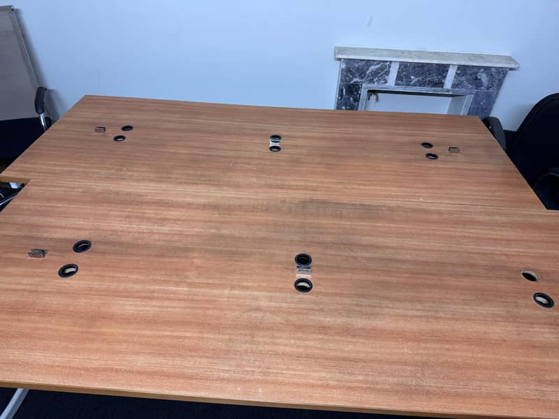 Office workstation tables 4