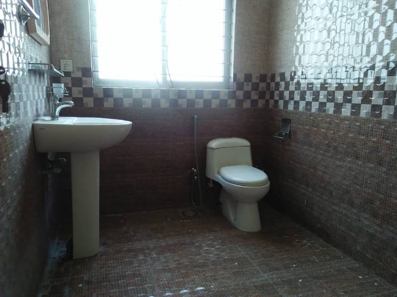 1KANAL NEWLY UPPER PORTION DHA PHASE 6 7
