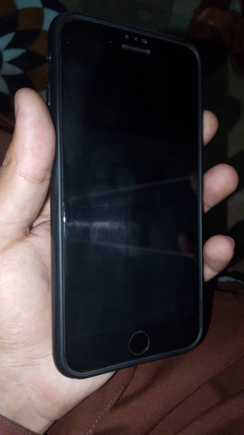 iPhone 8 plus 4