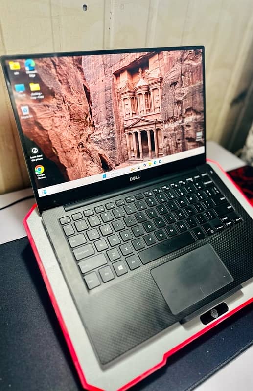 DELL XPS 13 9350 - 4K Touch Display | Core i7 6th Gen 0