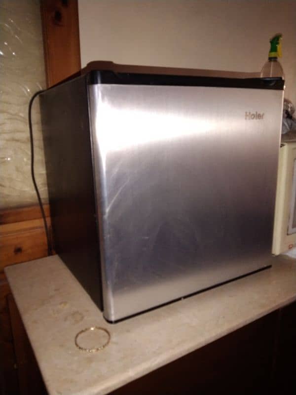 Haier mini fridge 3