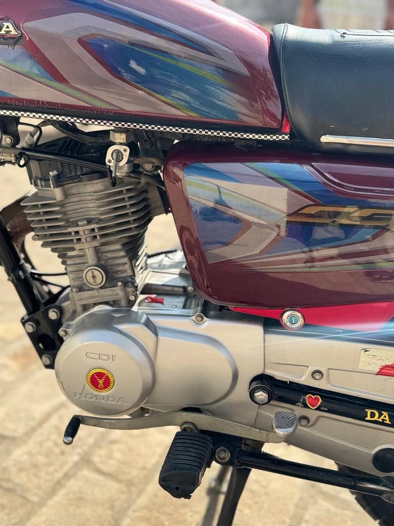 Honda CG 125 2022 8