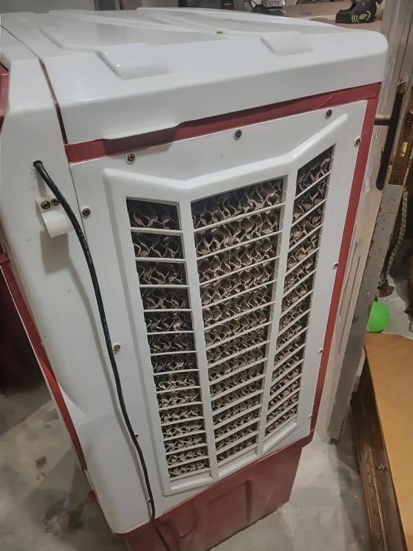 Air cooler 2 month use No any fold urgent sale 16k     03220465651 4